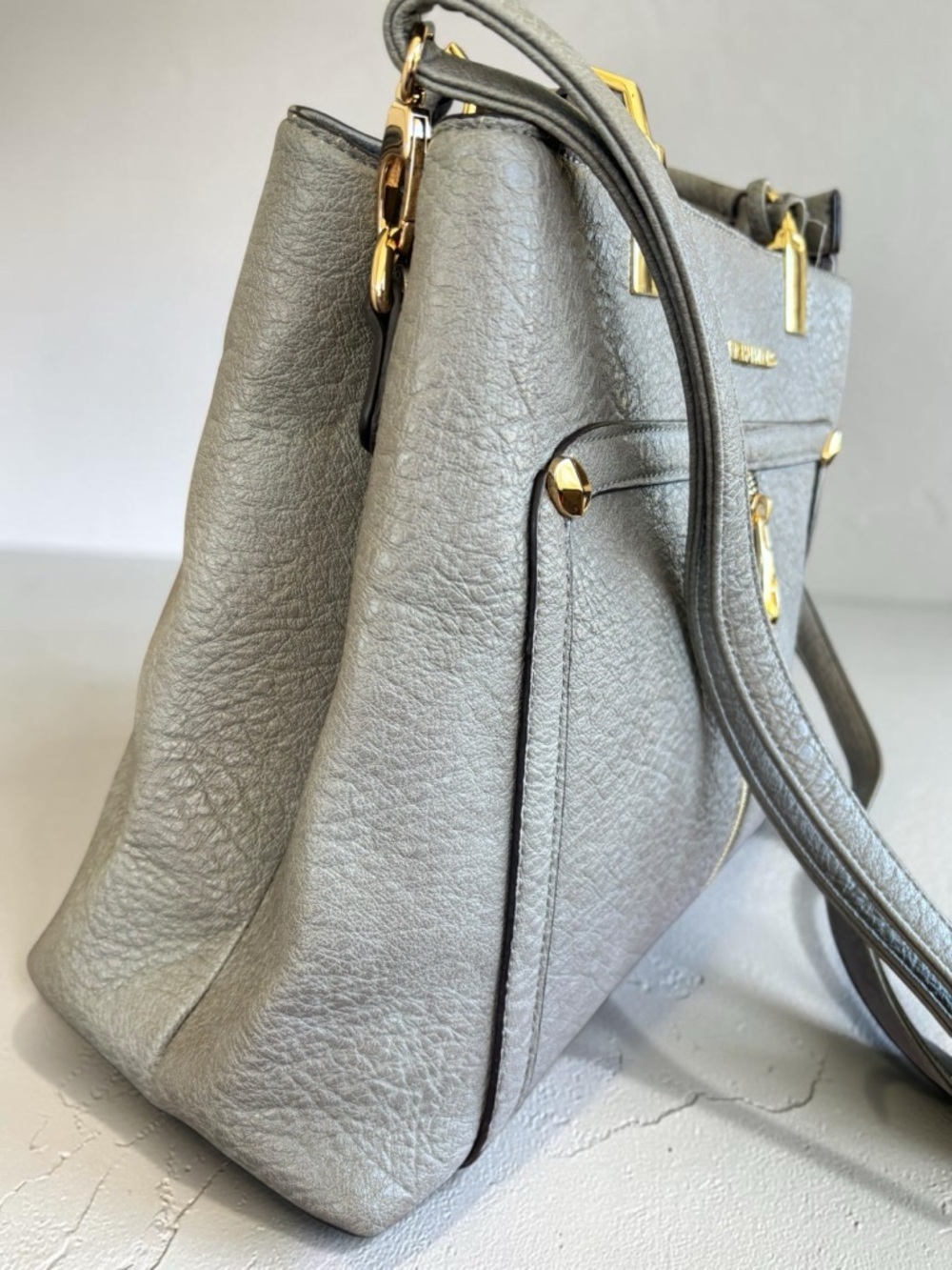 Michael Kors Light Gray Pebbled Leather Satchel with Gold Hardware - Picture 2 of 16